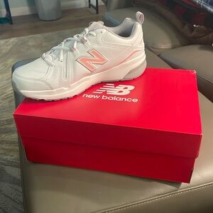 BRAND NEW New Balance Women's 608 V5 Cross Trainer